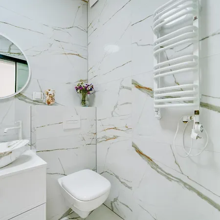 Hello By Oneapartments *