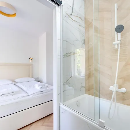 Apartment Hello By Oneapartments *
