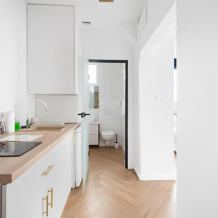 Hello By Oneapartments Апартаменти