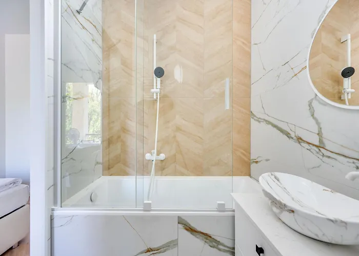 Hello By Oneapartments